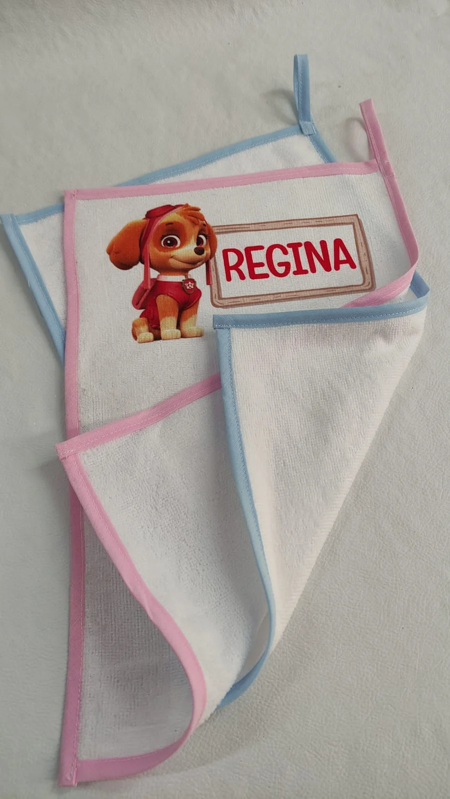 TOALLA 26x40 cm. para colgar en el perchero
